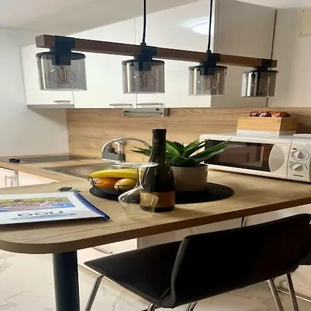 Apartment Noa Old Town - - Ground Floor