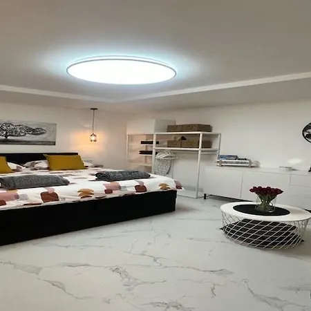 Noa Old Town - - Ground Floor Apartament